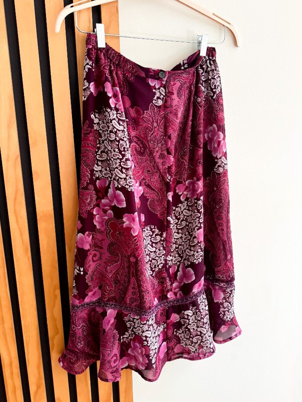 90s Vintage Purple Paisley Flowy Maxi Skirt by Sag Harbor (12P)